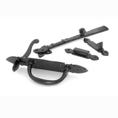 Suffolk Latch Black